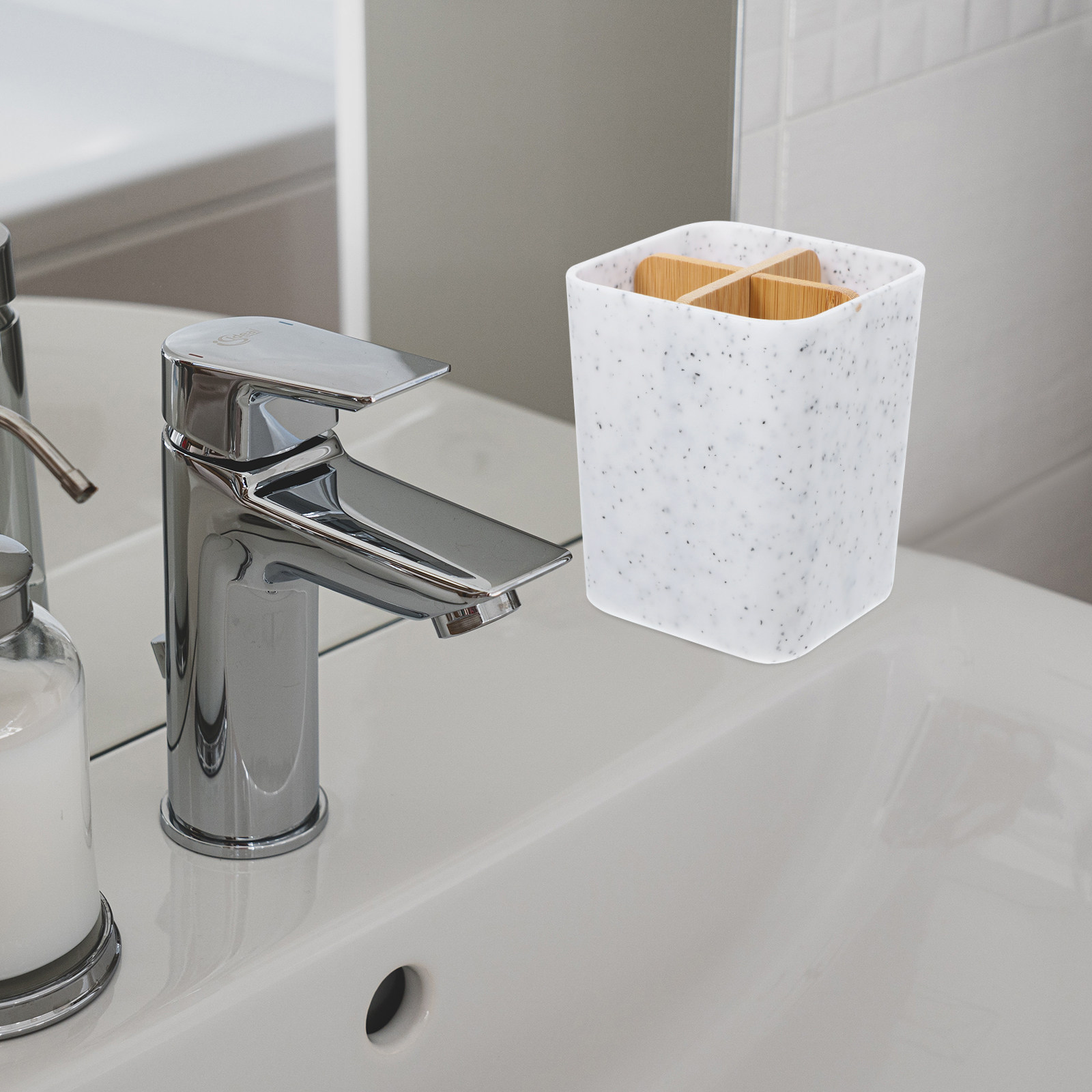 Suporte para Escovas de Dente  - Home Bathroom Design Simple avaliação e preço
